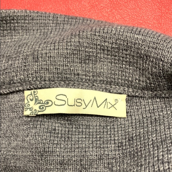 Charcoal Gray Women's Sweater - Picture 2 of 6
